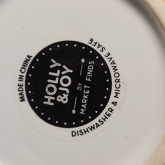 HOLLY & JOY Reindeer Sweater-Design Stacking White& Red Mugs +Black Metal Stand - Picture 6 of 9